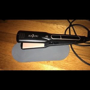 New hair straightener